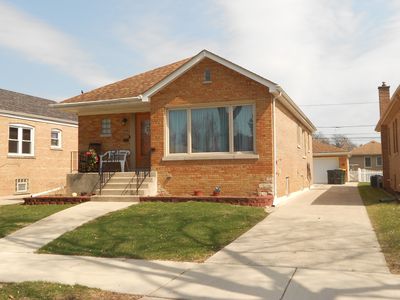 Property at 9327 S Avers Ave, Evergreen Park, IL