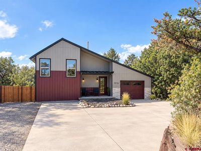 1375 N Cactus Drive