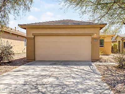 1737 W MORSE Drive