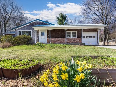 Property at 3 Mark Avenue, Stratham, NH