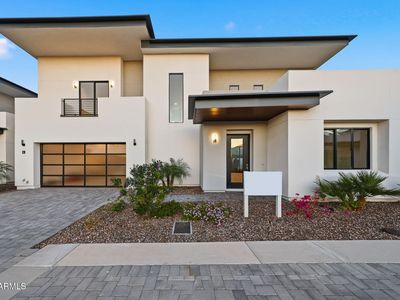 100 W NORTHERN Avenue #4