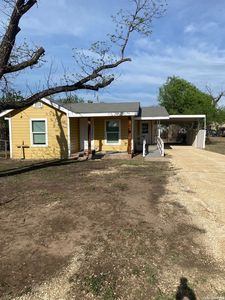 Property at 514 S Park St #N/A, Uvalde, TX