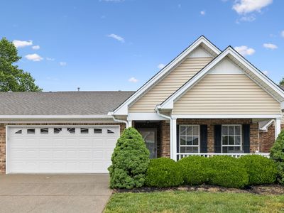 633 Forest Glen Cir
