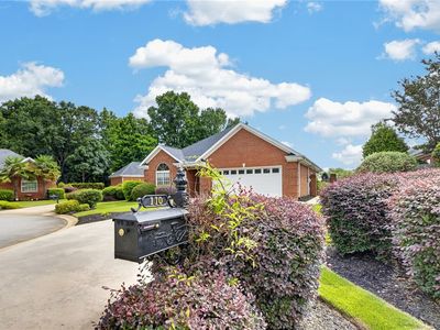 110 Carmen Way