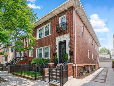 1628 W 8th St