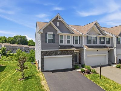 2301 Canterbury Dr