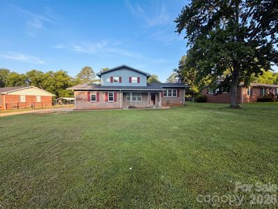 1248 Christopher Cir