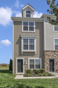 320 Autumn Ridge Cir