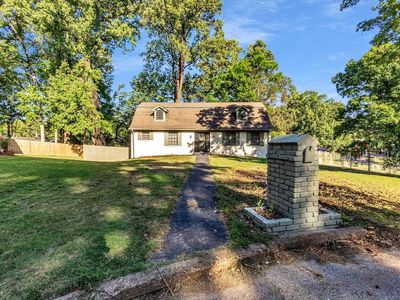 4041 Mary Lee Cv