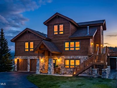 724 Saddle Ridge Circle