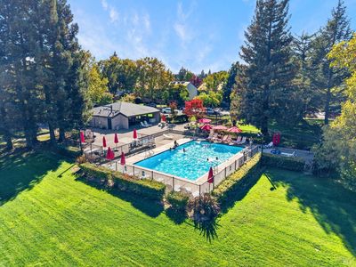 3576 Shelter Creek Drive