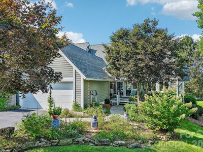 146 Overlook Dr