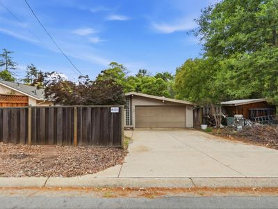 13741 Quito Rd