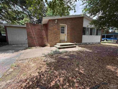 732 Woodmere Dr