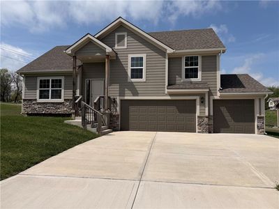 1301 W Concord Dr