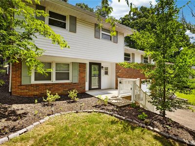 121 S Jamestown Rd