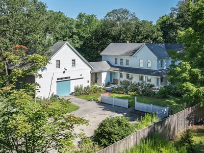 39 Pleasant Hill Road