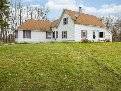 22845 NE Pickerel Lake Rd
