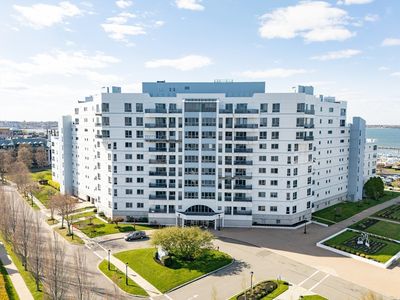 2001 Marina Dr APT 312