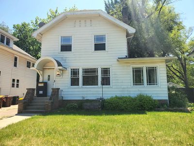 910 Garfield Ave