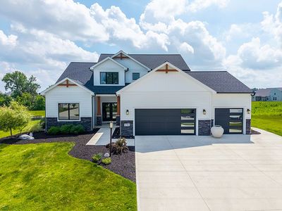 576 Sandringham Pass