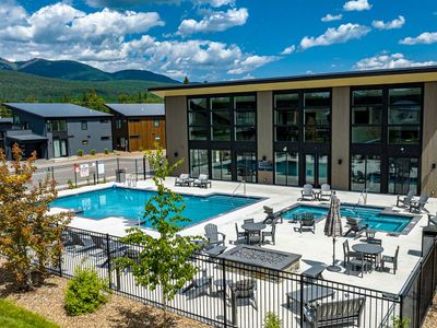 86 Serpentine Cir #304