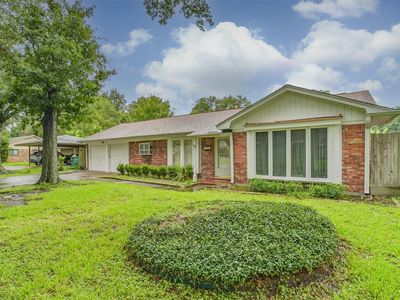 7510 Romney Rd
