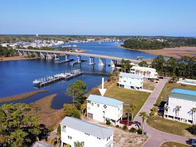 107 Anglers Harbor Ln