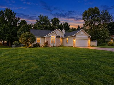 3216 W Greenbriar Ln