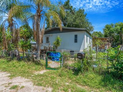 35913 Valleybrook Ave