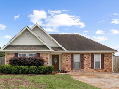 Property at 110 Frankwood Dr, Midland City, AL