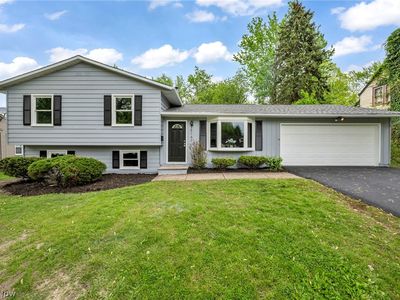 8143 Broadmoor Rd