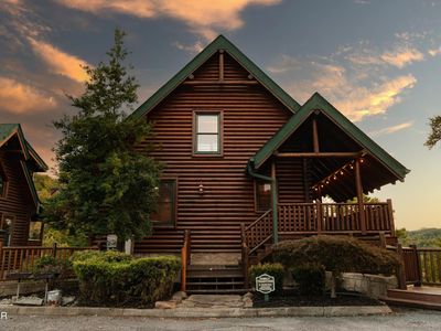 1911 Creek Overlook Way