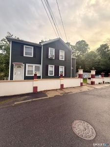 7 Linden Place