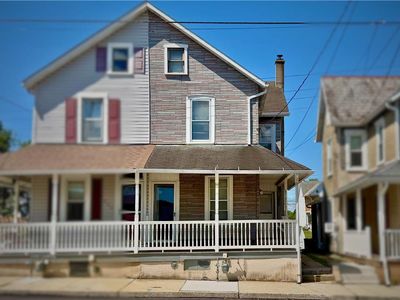 220 S 4th St