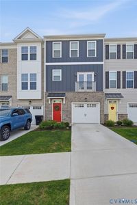 13809 Village View Dr