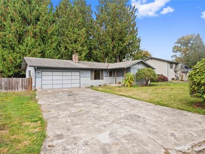 6900 19th Drive NE