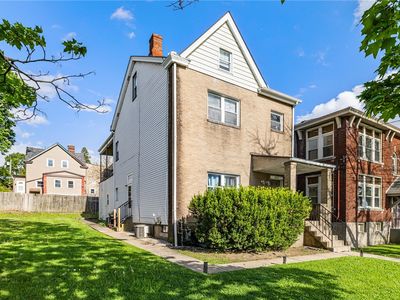 1419 Brownsville Rd
