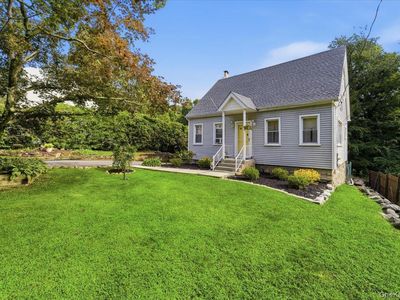 9 Lawrence Drive