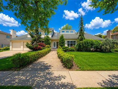 16 Gilroy St
