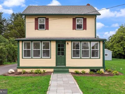 218 E Linden St