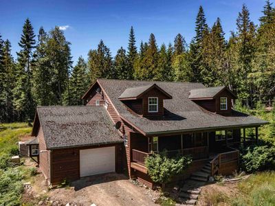 1261 Michael Ln