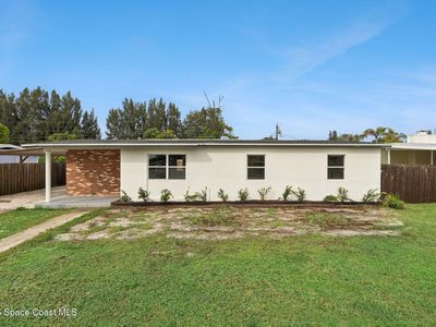 1061 Bianca Dr NE