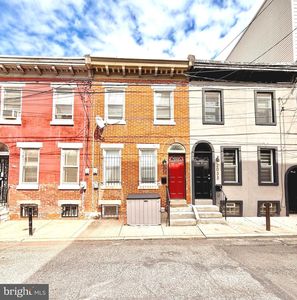 2035 N Hope St