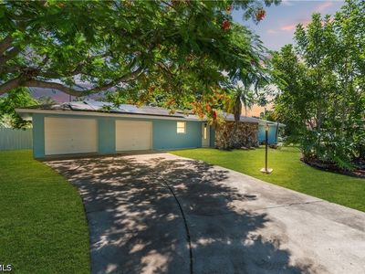 139 E Lake Dr