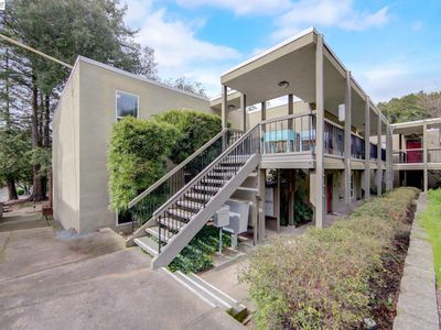 651 Moraga Rd APT 5