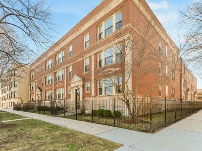 6600 S Kenwood Ave #1