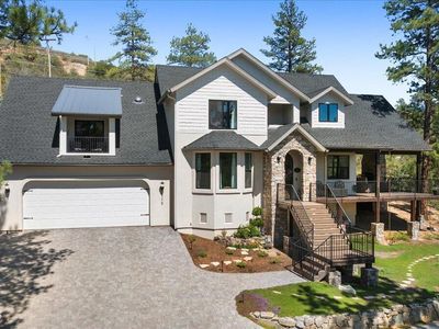 115 Laurel Ct