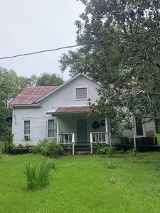 Property at 501 E Martin Luther King St, Kirbyville, TX
