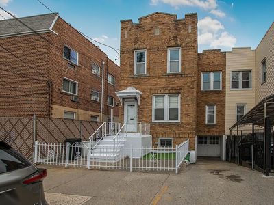 1062 Calhoun Ave